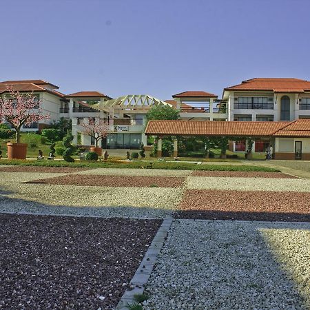 Ilocos Norte Hotel & Convention Center Laoag Exterior foto